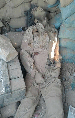 cadáver de un terrorista de Daesh